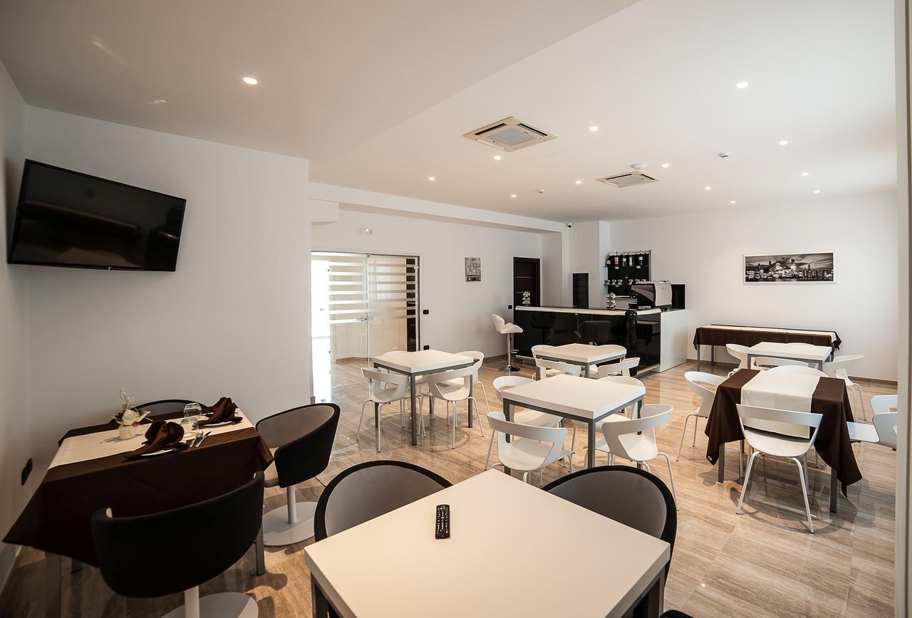 Family Center Hotel Atena Lucana Kültér fotó