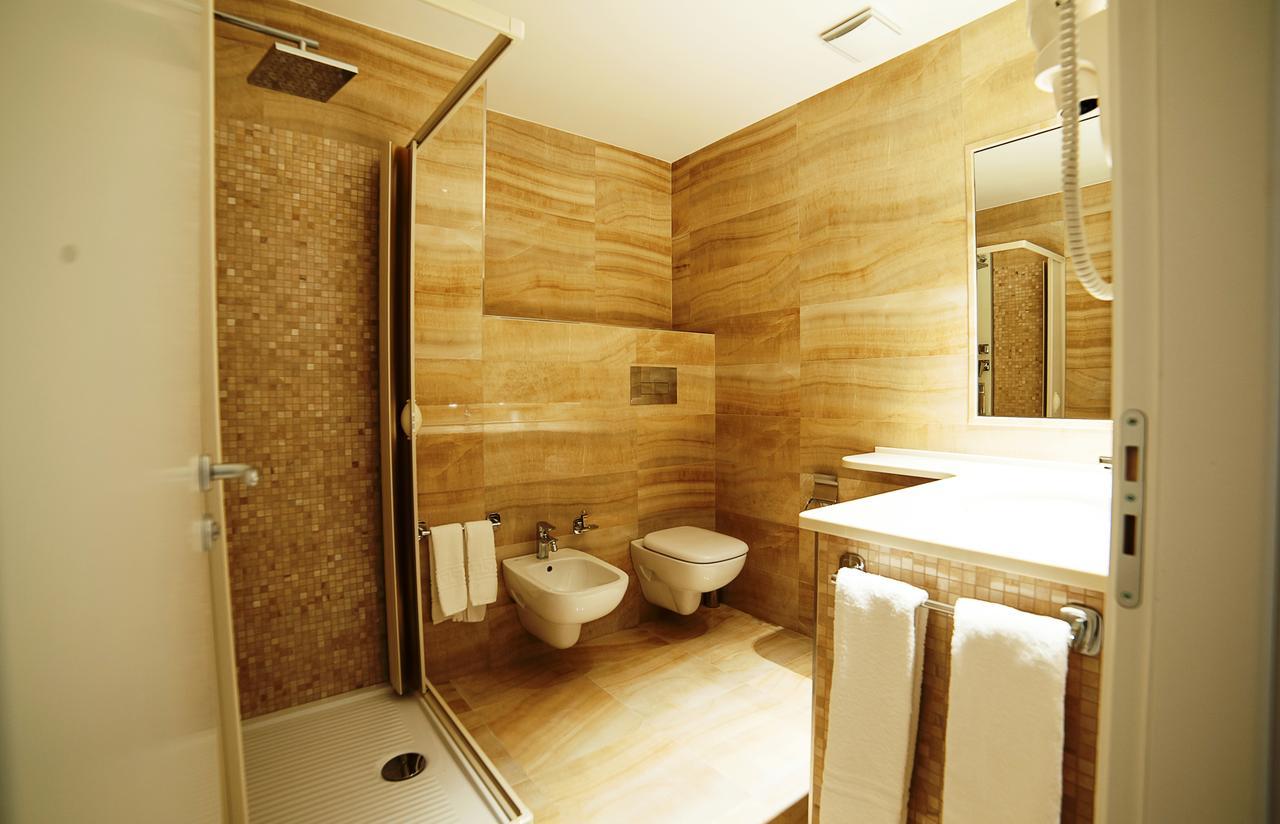 Family Center Hotel Atena Lucana Kültér fotó