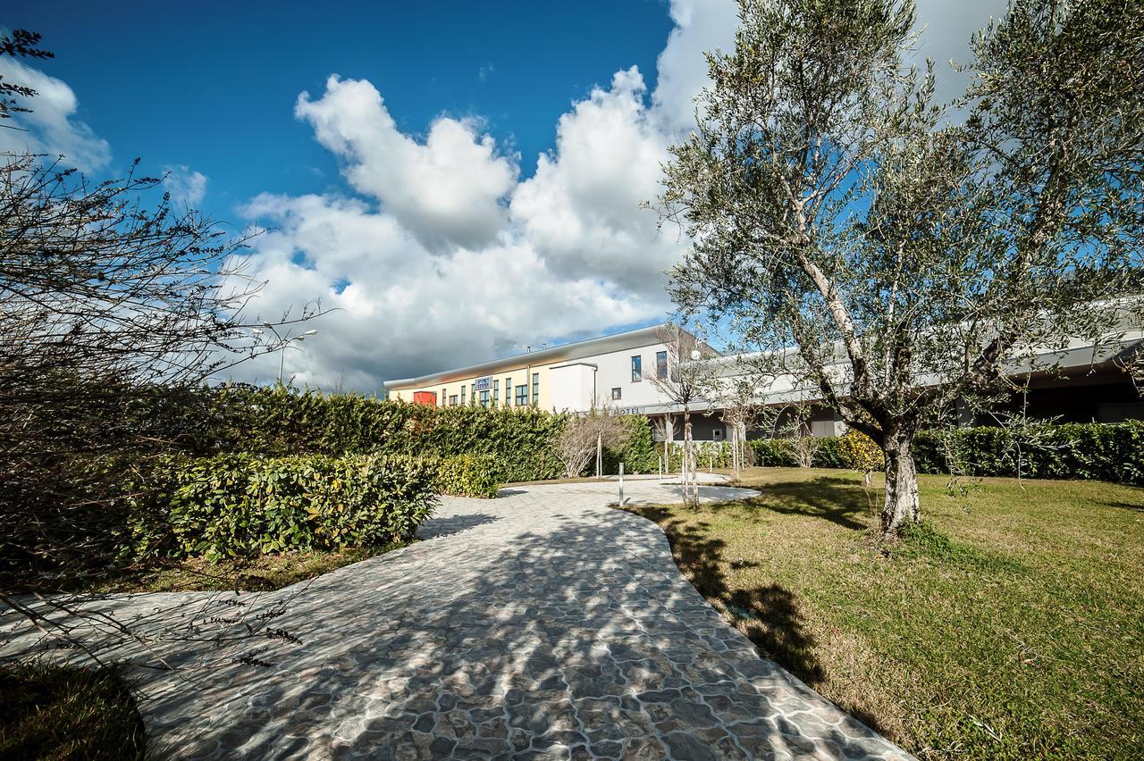 Family Center Hotel Atena Lucana Kültér fotó